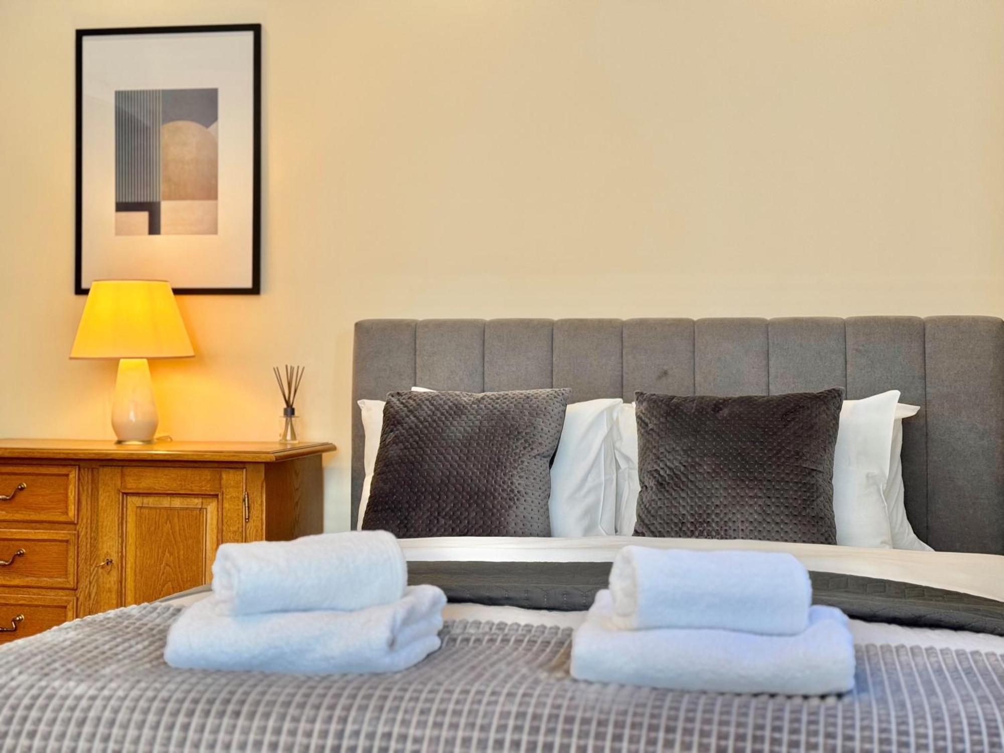 Top Centre 2Bed Apartment For 5 Guests 2 Minutes From High Street 普罗夫迪夫 外观 照片