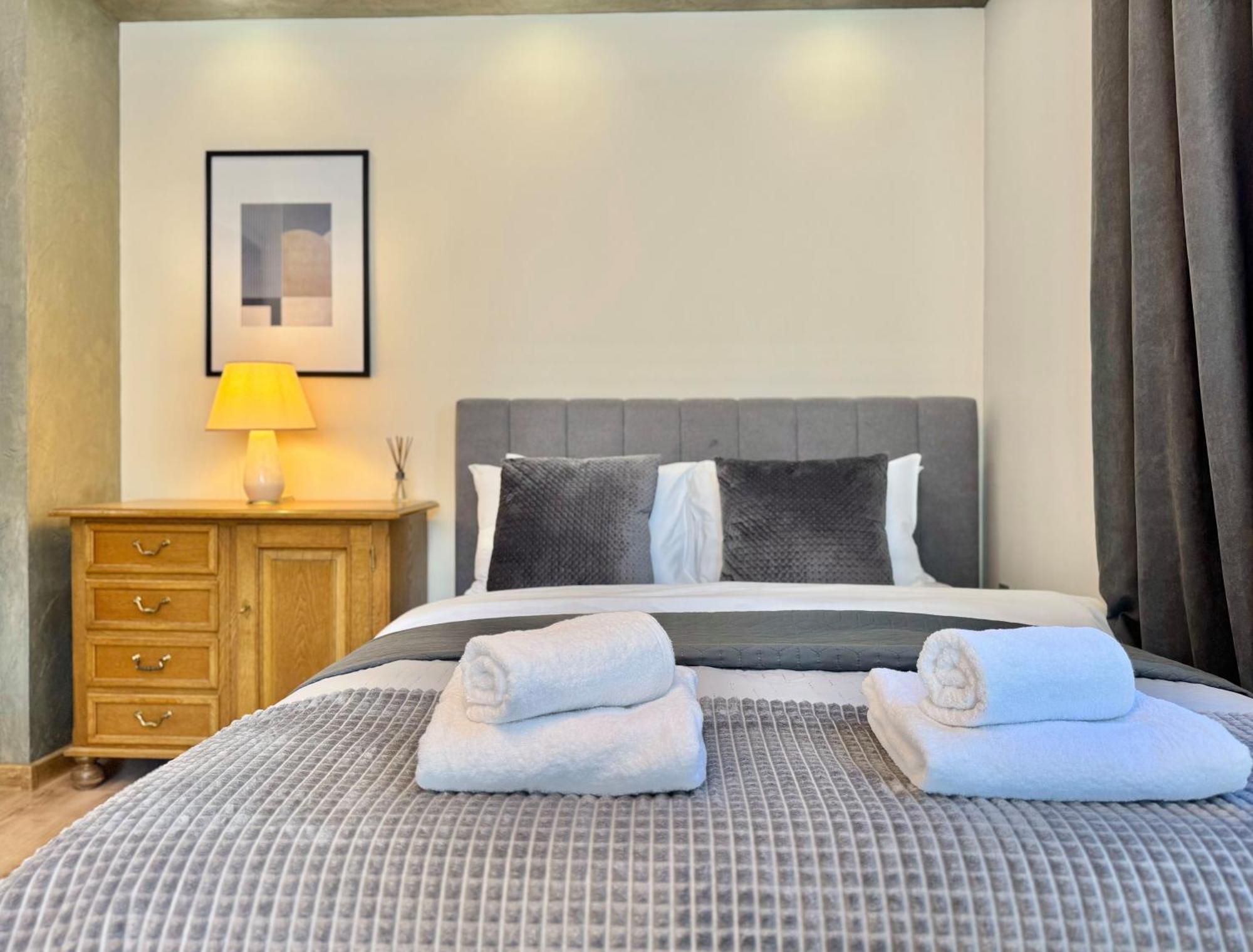 Top Centre 2Bed Apartment For 5 Guests 2 Minutes From High Street 普罗夫迪夫 外观 照片