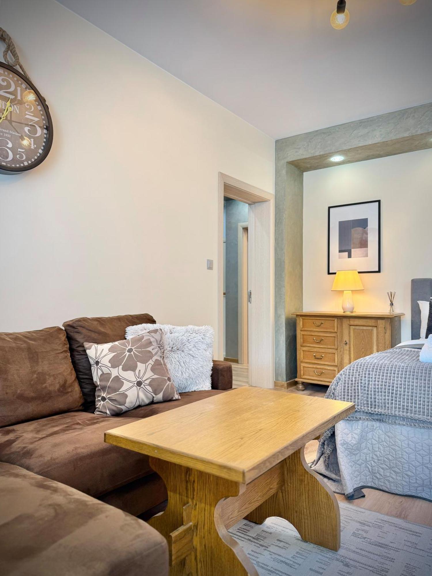 Top Centre 2Bed Apartment For 5 Guests 2 Minutes From High Street 普罗夫迪夫 外观 照片