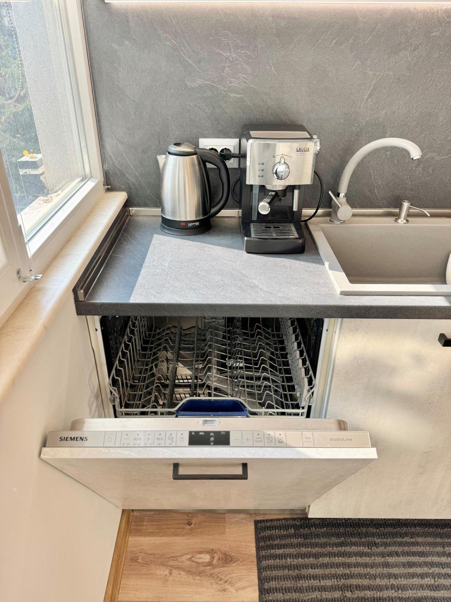 Top Centre 2Bed Apartment For 5 Guests 2 Minutes From High Street 普罗夫迪夫 外观 照片