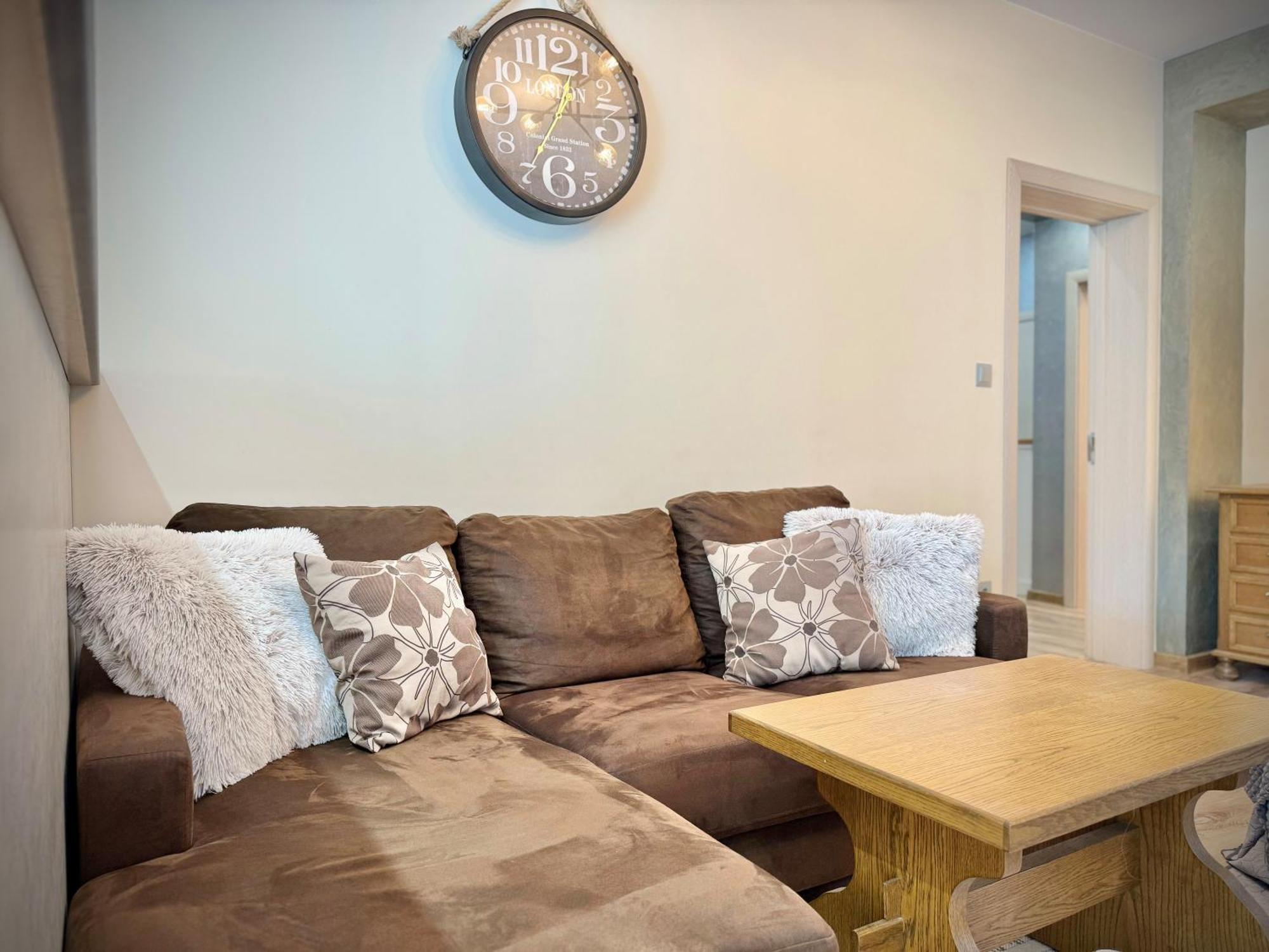 Top Centre 2Bed Apartment For 5 Guests 2 Minutes From High Street 普罗夫迪夫 外观 照片
